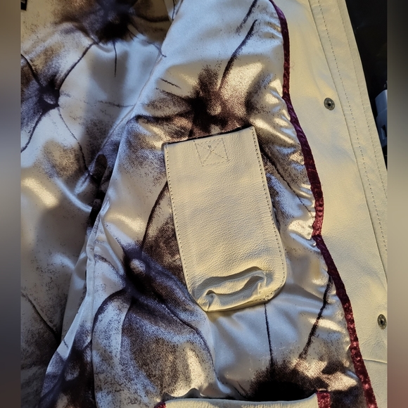 WHITE LEATHER/FUR DANIER COAT SIZE XS - Picture 7 of 7